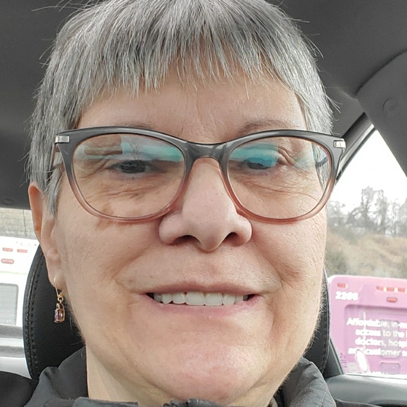 Meet your Posher, Kathleen - Picture 1 of 1